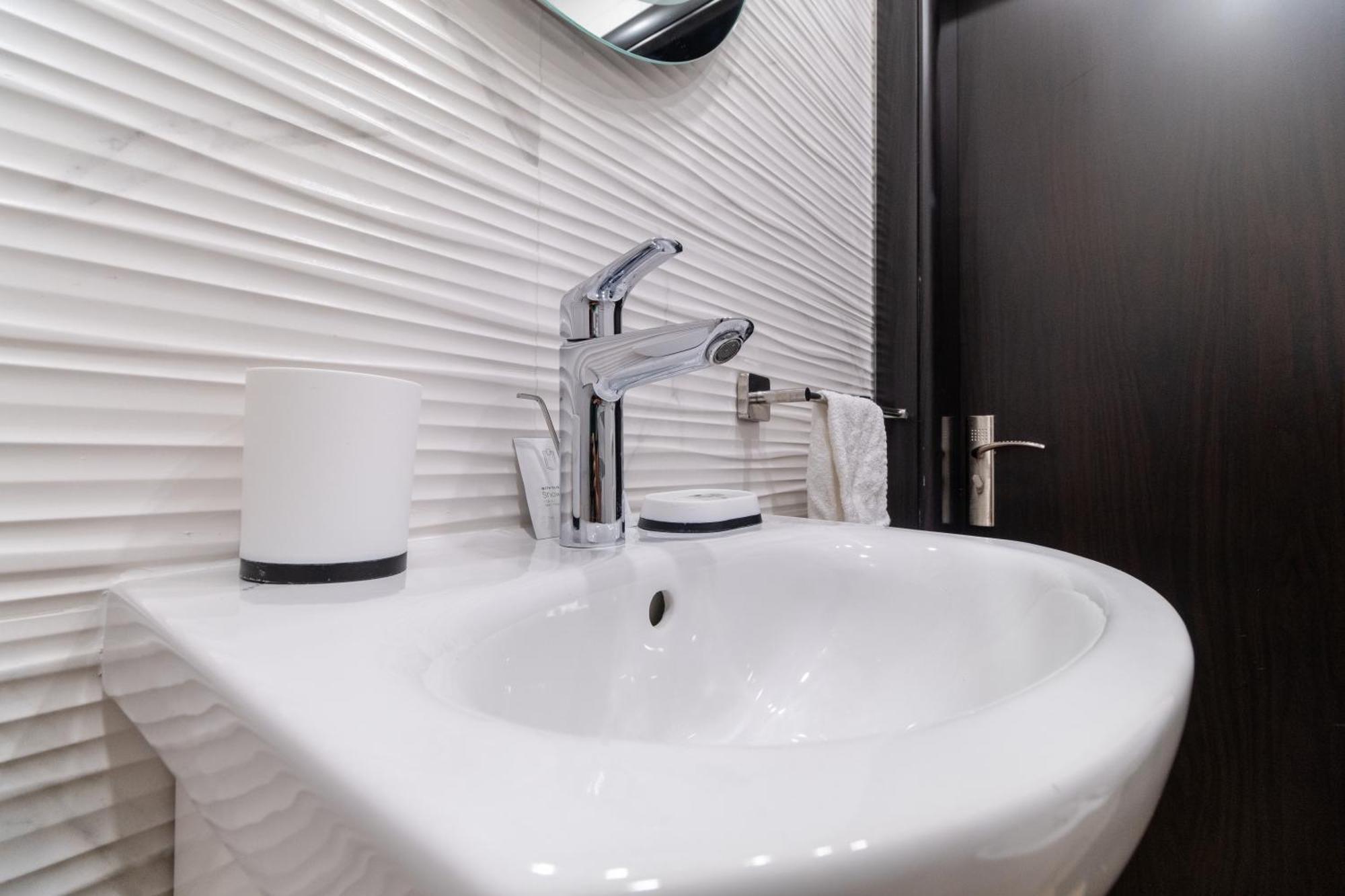 1-Bedroom Apartment With Free Private Parking Plovdiv Extérieur photo